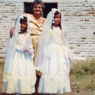 Abuela y nietas